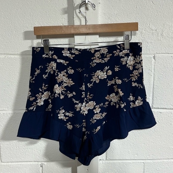 L’Atiste Navy Floral Shorts Size Medium - Picture 1 of 4